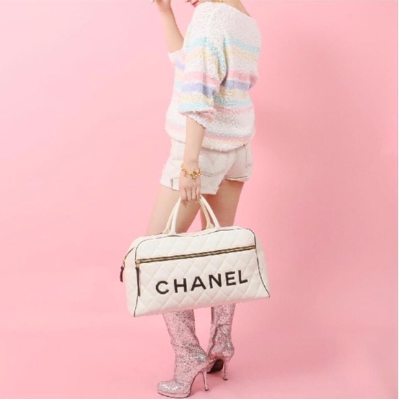 CHANEL DUFFLE quilted blackwhite leather weekender - Picture 1 of 8